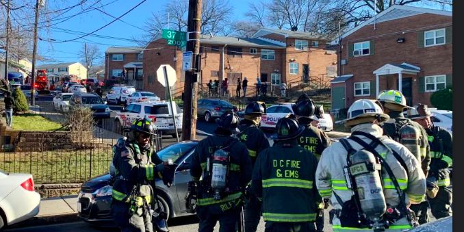 1 in custody after crews battle fire at scene of barricade in Southeast DC